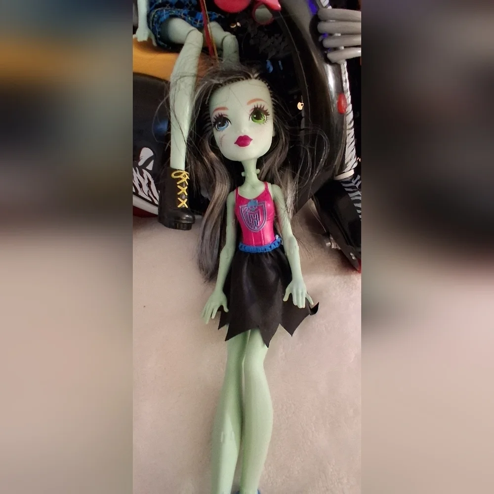 G1 Monster High 5 Doll 1 Scooter bundle! Take all no seperating